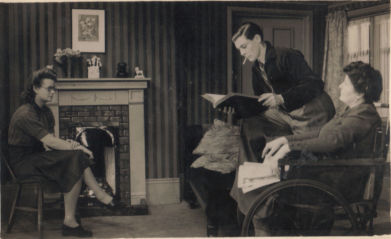 'Punch Bowl' - Pocklington Theatre Company - April 1945